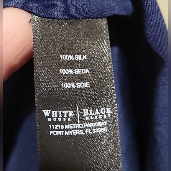 NWT - White House Black Market Beaded Silk Tunic in Classic Navy - Size 2 - Picture 7 of 9